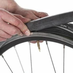 Gaadi Blitz 32/37-622/635 DV Fahrradschlauch 5 Gaadi Blitz 32/37-622/635 DV Fahrradschlauch -Sattelstützen Verkäufe 01014801d 1